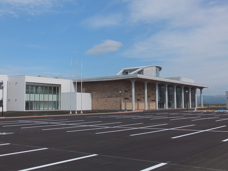 函館市国際水産・海洋総合研究センターの外観 函館市国際水産・海洋総合研究センターの外観