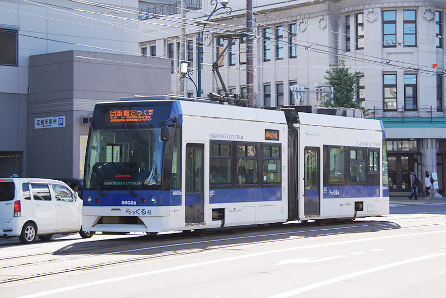 爽やかなツートンカラーのらっくる号 爽やかなツートンカラーのらっくる号