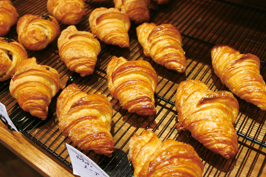 素材にこだわった看板メニュー「クロワッサン」