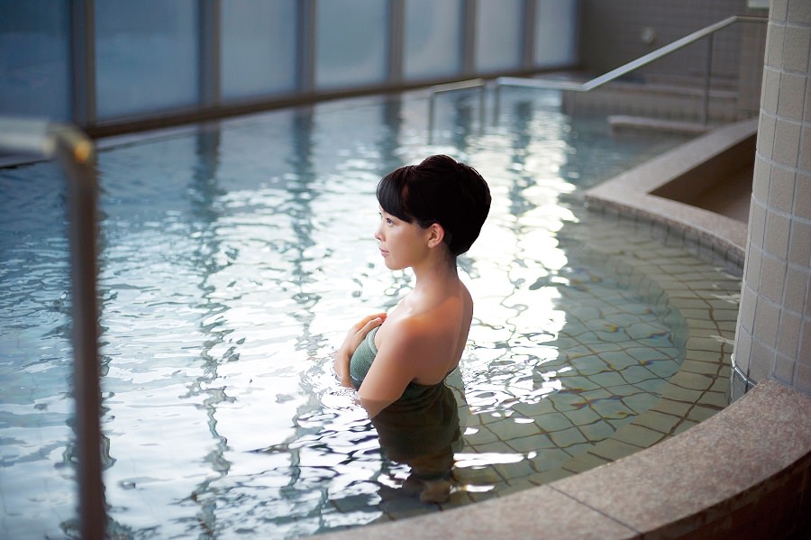 EM加工のセラミックスでろ過された水が肌にやさしいスパ EM加工のセラミックスでろ過された水が肌にやさしいスパ