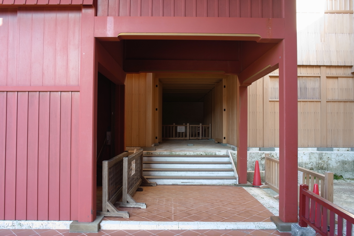 「左掖門」は小説「テンペスト」にもたびたび登場 「左掖門」は小説「テンペスト」にもたびたび登場