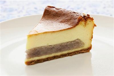 濃厚なチーズと田いもの独特の風味と粘りの相性がとても良い
