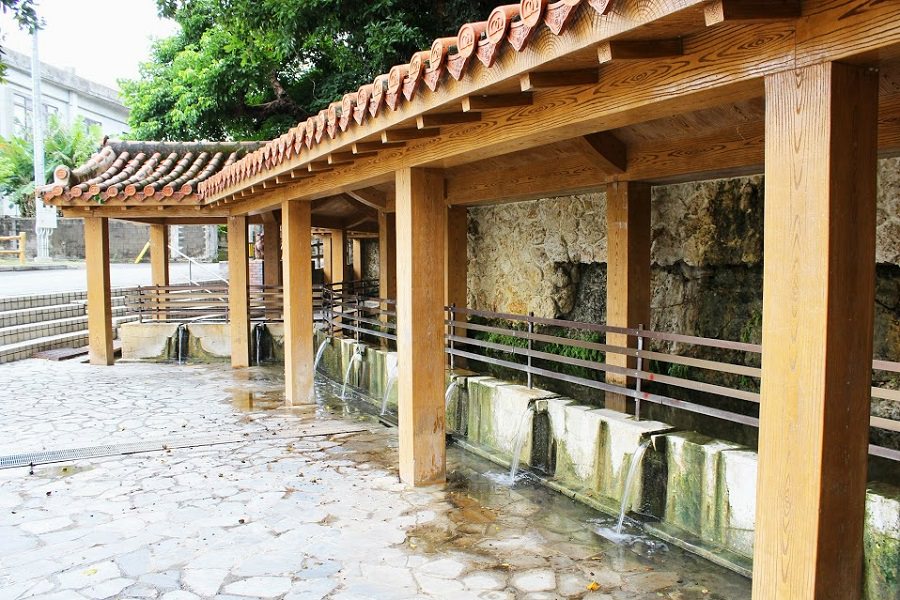 「長寿の泉」として、いまでも地元住民に親しまれている 「長寿の泉」として、いまでも地元住民に親しまれている