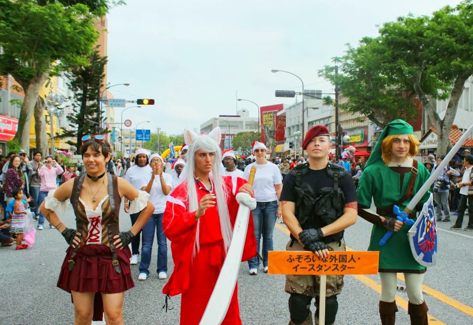 仮装パレードの様子 仮装パレードの様子