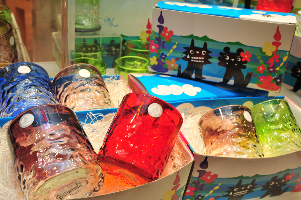 シーサーの描かれたパッケージがかわいらしい シーサーの描かれたパッケージがかわいらしい