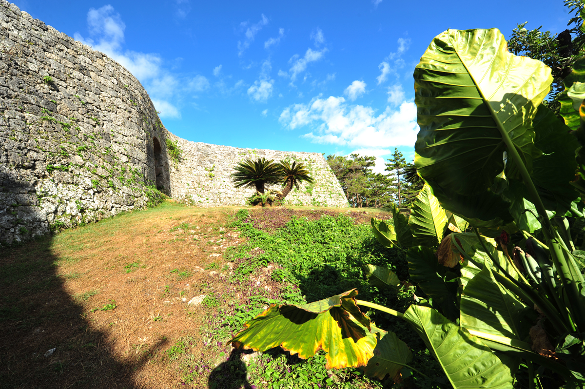 土地の地質に合わせて、強度を保つ工夫が施されている 土地の地質に合わせて、強度を保つ工夫が施されている