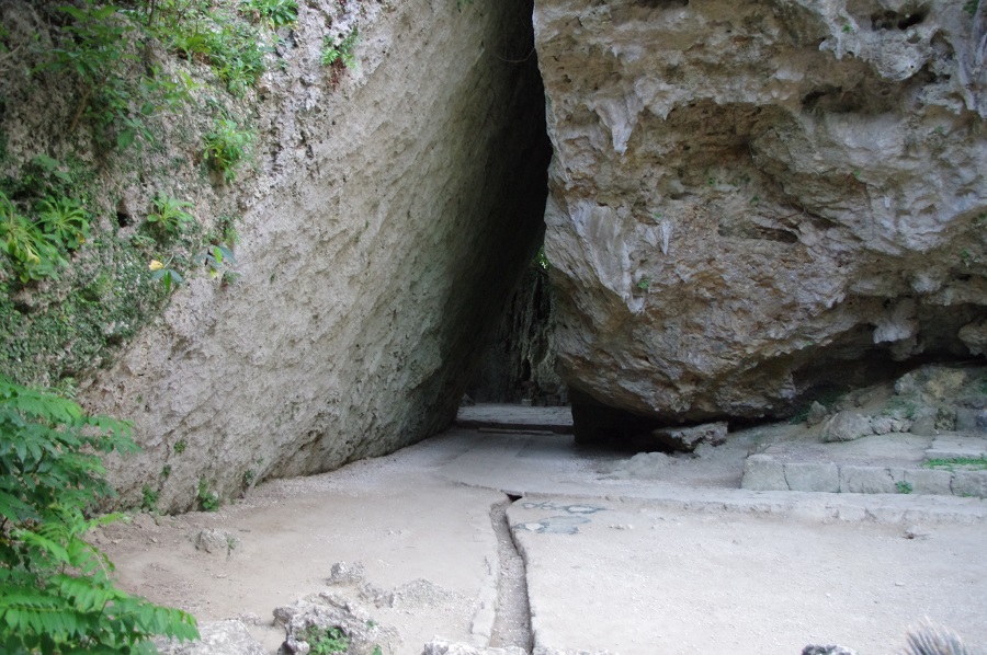 斎場御嶽(せーふぁうたき) 斎場御嶽