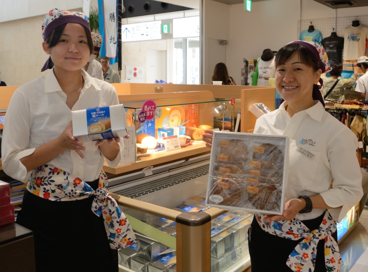 石垣島の塩を使ったロールケーキやクッキーも人気 石垣島の塩を使ったロールケーキやクッキーも人気