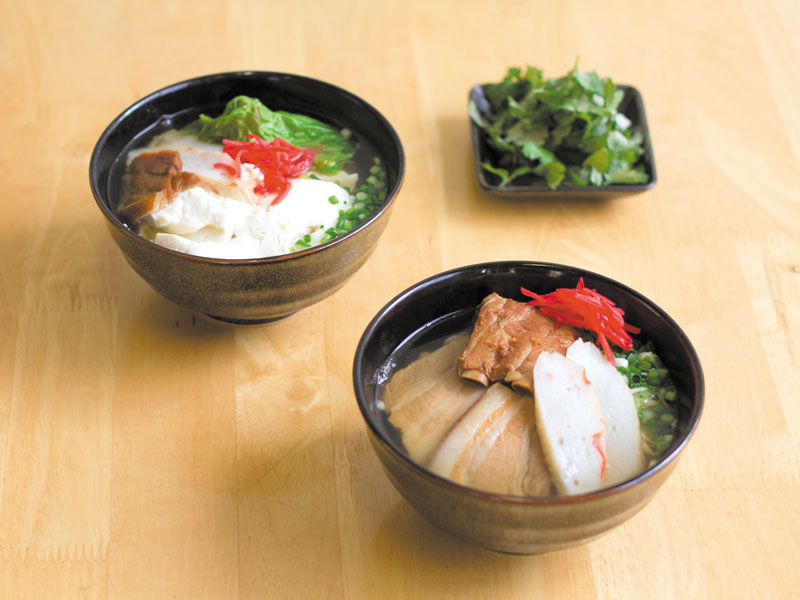 あっさりとした味わいと豊かなコクが楽しめる人気そば あっさりとした味わいと豊かなコクが楽しめる人気そば