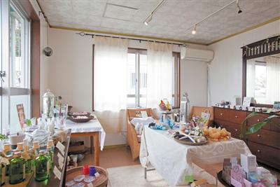 沖縄の素材を生かした化粧品や石鹸を販売