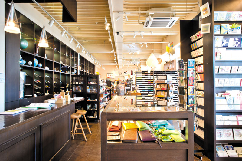 デザイン性、使い勝手抜群の文房具や家具 デザイン性、使い勝手抜群の文房具や家具