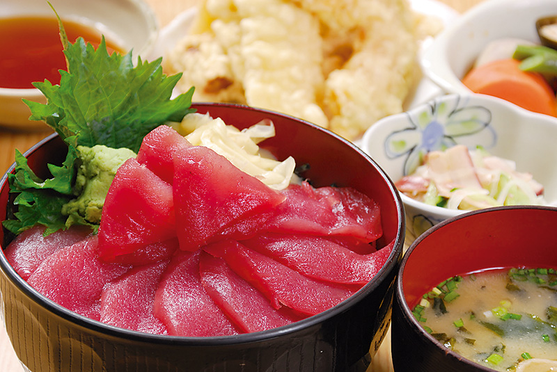 糸満漁師の舌をもうならせる海産物料理の専門店 糸満漁師の舌をもうならせる海産物料理の専門店