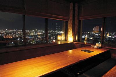 夜景を一望できる絶好のロケーション
