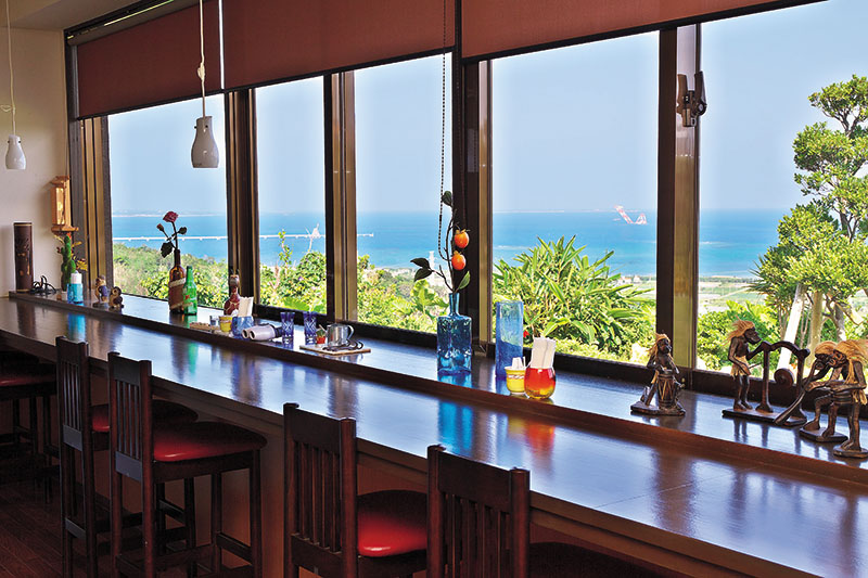 どの席からも美しい眺望が楽しめる店内 どの席からも美しい眺望が楽しめる店内