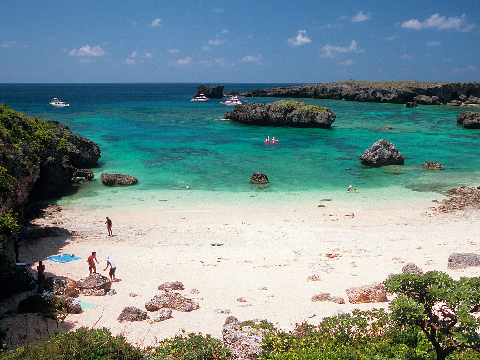 中の島ビーチ 撮影/瀬戸口 靖