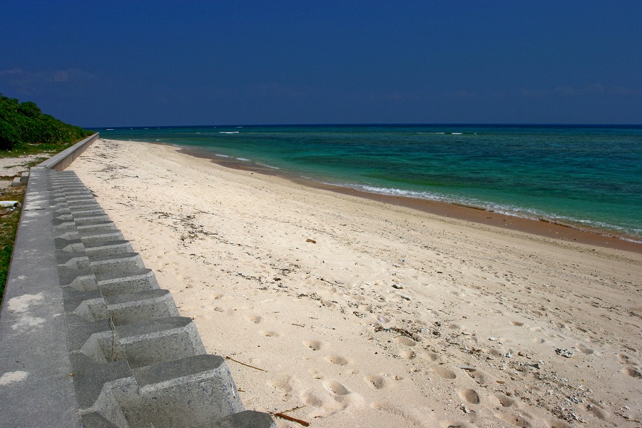 撮影/富山義則 長浜ビーチ (ウーグの浜)