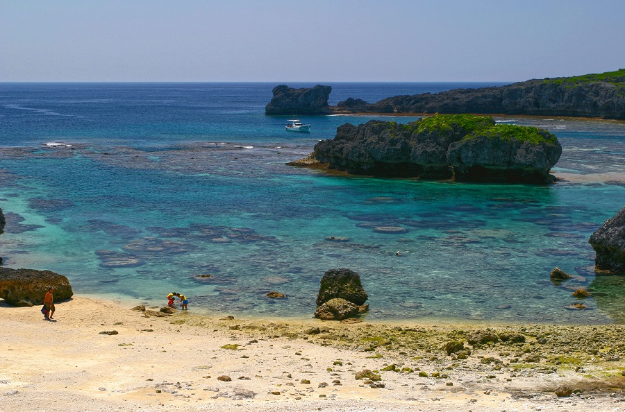 中の島ビーチ 撮影/富山義則 中の島ビーチ
