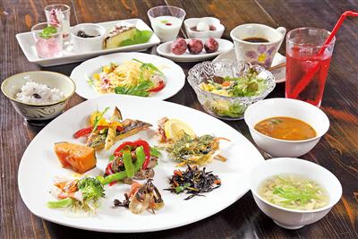 豊見城の食材を豊富に使った料理