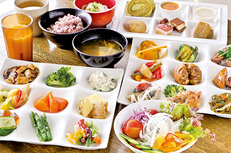 幅広い層でにぎわう人気店 幅広い層でにぎわう人気店