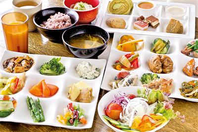 幅広い層でにぎわう人気店