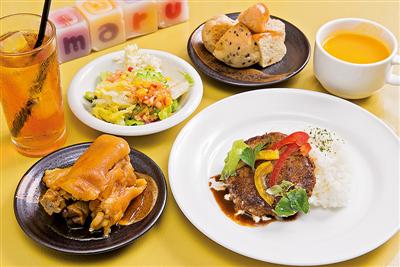 トロトロのてびちは不動の人気メニュー