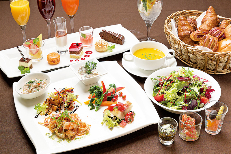 「新琉球フレンチ」は、目も舌も満足する極上メニュー 「新琉球フレンチ」は、目も舌も満足する極上メニュー