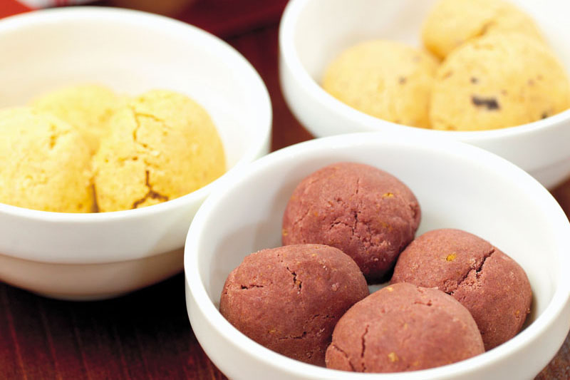 丸くてかわいい「まんまるちんすこう」 丸くてかわいい「まんまるちんすこう」