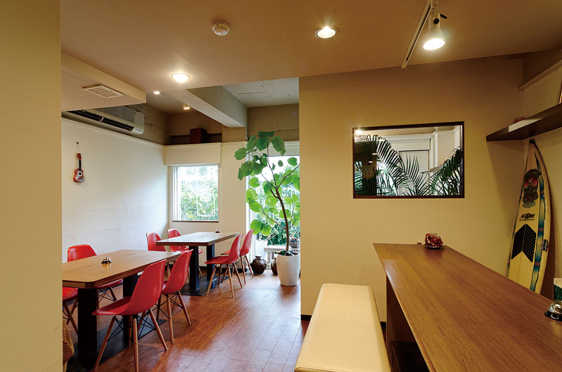 海をテーマにしたダイニングカフェ 海をテーマにしたダイニングカフェ