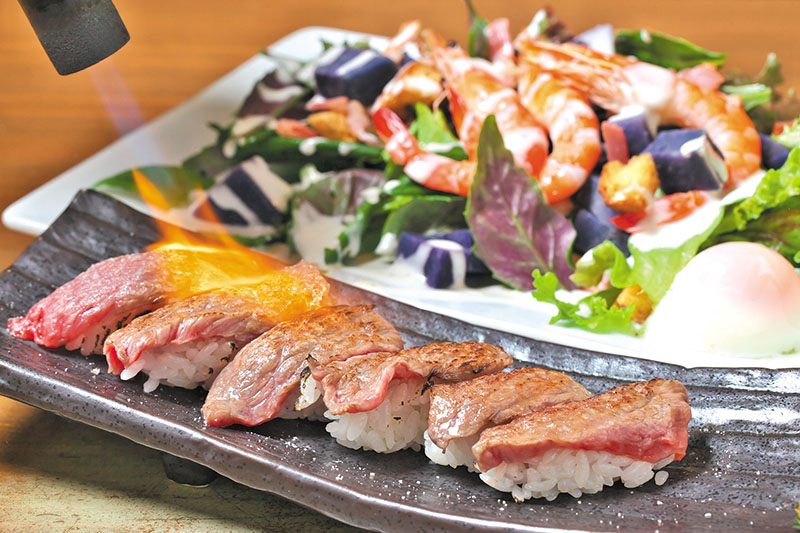 めずらしい食材や銘酒が存分に味わえる人気店 めずらしい食材や銘酒が存分に味わえる人気店