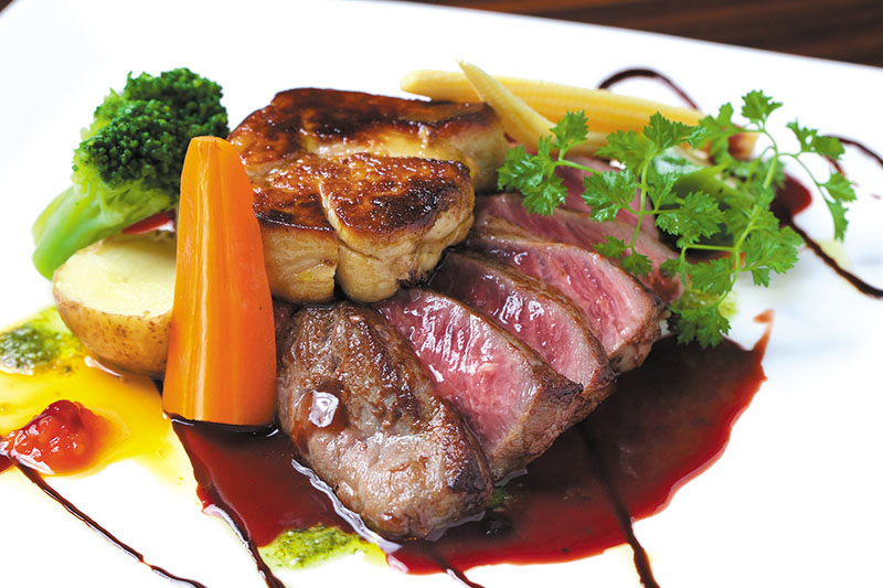 多彩な絶品料理を堪能 多彩な絶品料理を堪能