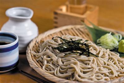 高級感漂う、料理とインテリア