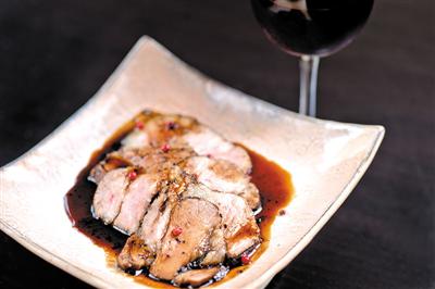 バラエティに富んだおいしい料理