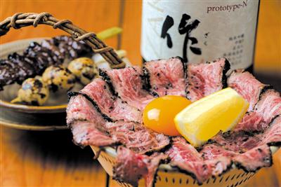 アレンジを施した琉球料理も充実