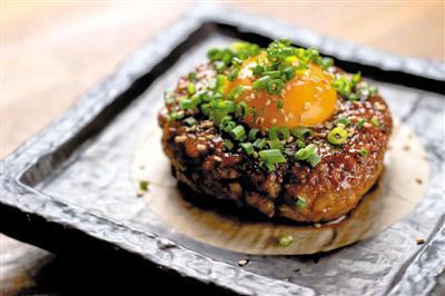 おいしい料理とスタッフのおもてなしが魅力