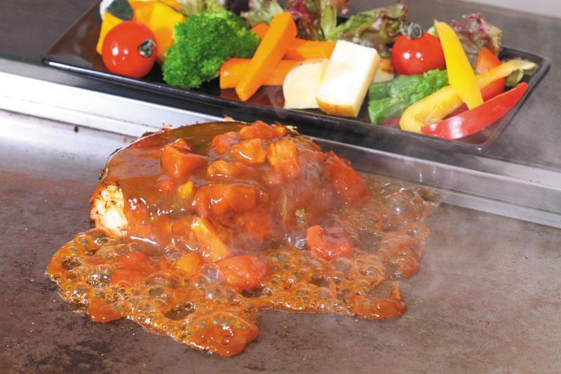 おしゃれなバールスタイルで味わえる鉄板焼き おしゃれなバールスタイルで味わえる鉄板焼き