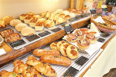 約60種類ある豊富に揃ったパン