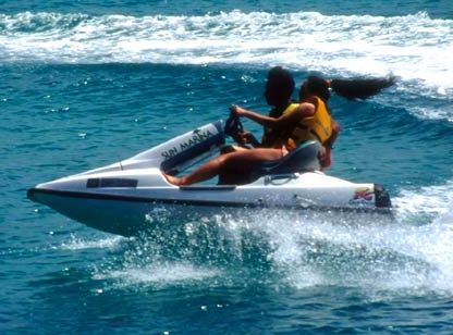 ジェットスキー