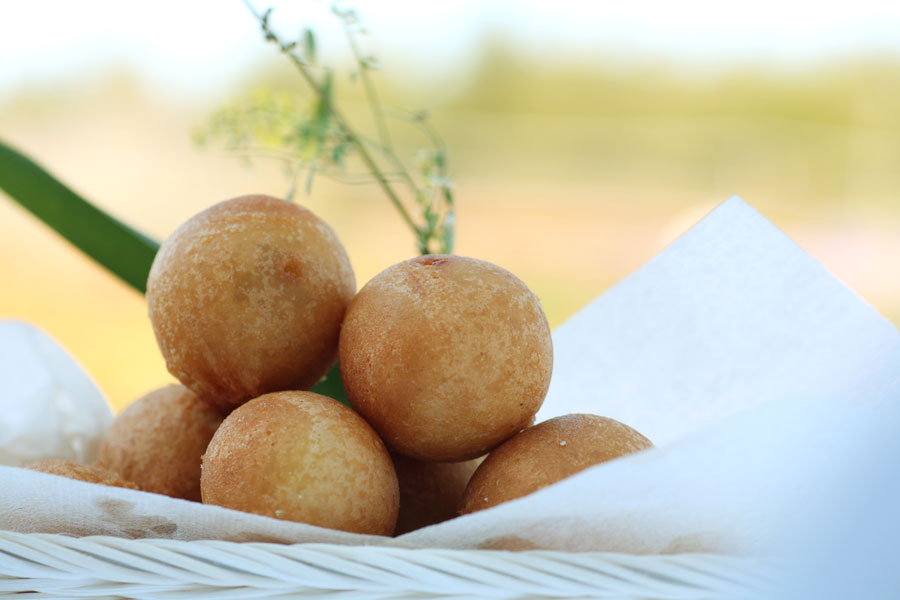 一口サイズなので、園内散策で小腹がすいた時にも丁度いい モエレ珠