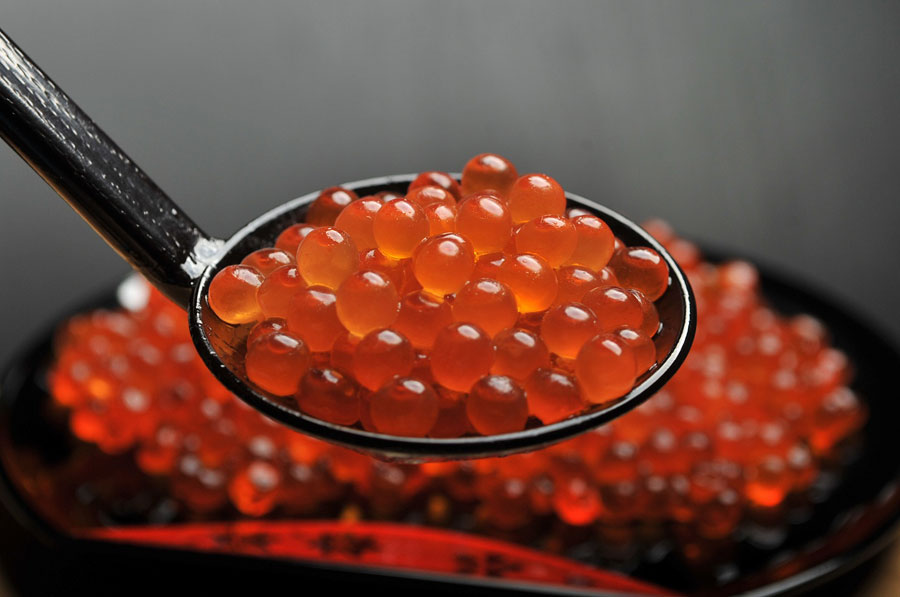 新鮮な秋サケ卵を使ったプリップリの“ご飯のおとも”