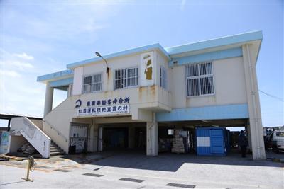 フェリーを降りた建物の2階にある