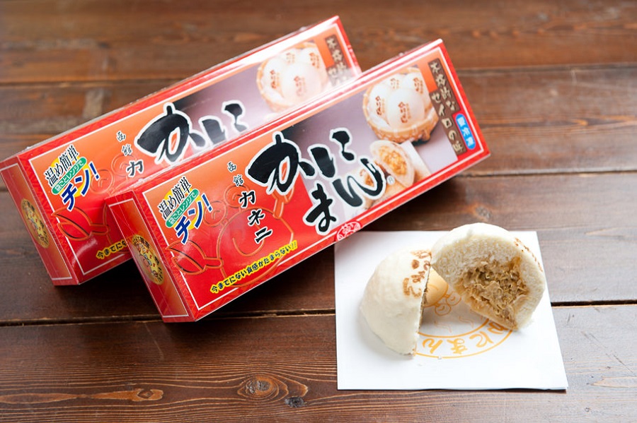 かにの身が驚くほどぎっしり詰まっている かにまん