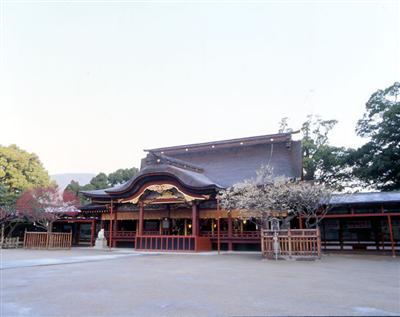 学問の神様、菅原道真公を祀る太宰府天満宮