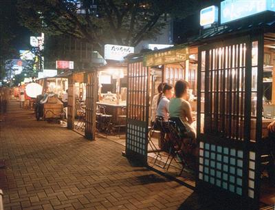 博多の夜は屋台も楽しみのひとつ