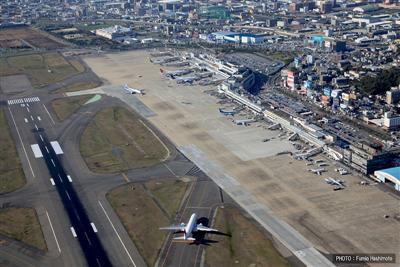 福岡空港は福岡市街地からのアクセス抜群