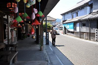 風情豊かな街並みが続く日田の豆田町界隈