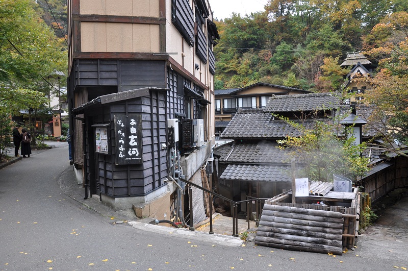黒川温泉発祥の地、地蔵湯の前 黒川温泉発祥の地、地蔵湯の前