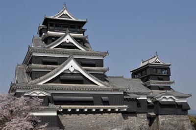 迫力満点の熊本城天守閣