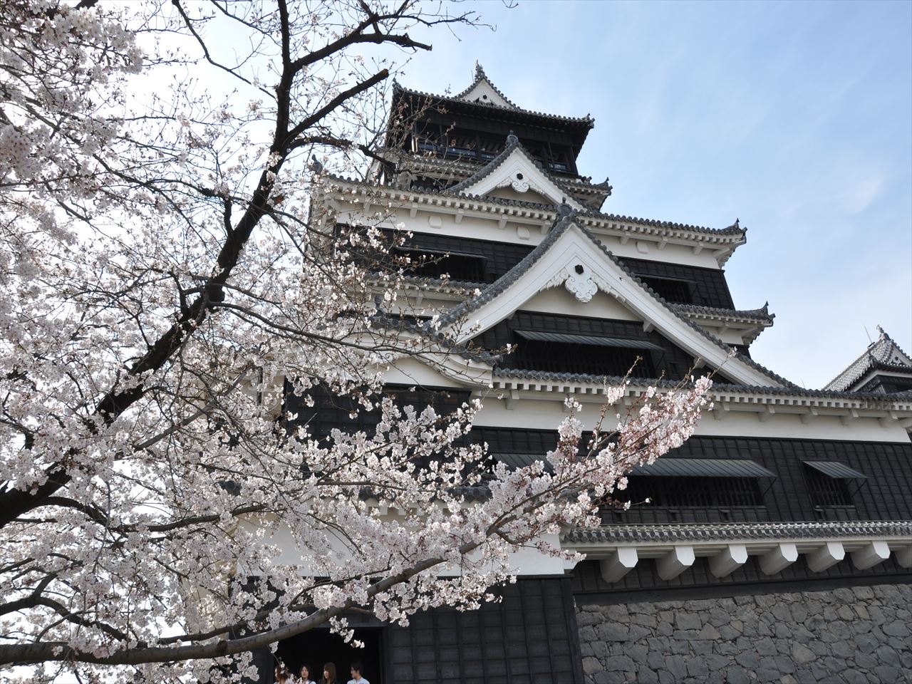 熊本の玄関口・熊本駅の新幹線口前 熊本の玄関口・熊本駅の新幹線口前