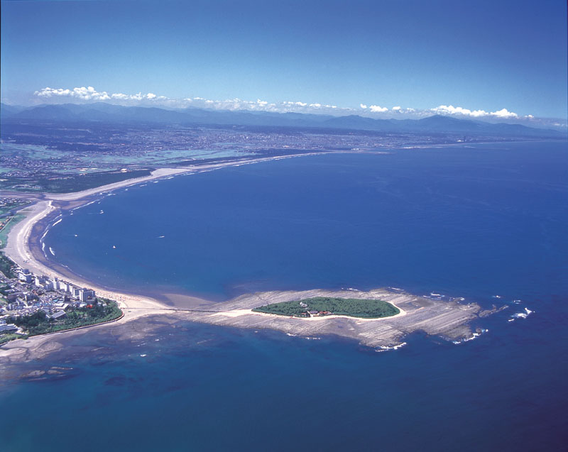 美しい海岸線が続く青島周辺 美しい海岸線が続く青島周辺