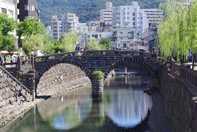 中島川の第10橋、「眼鏡橋」
